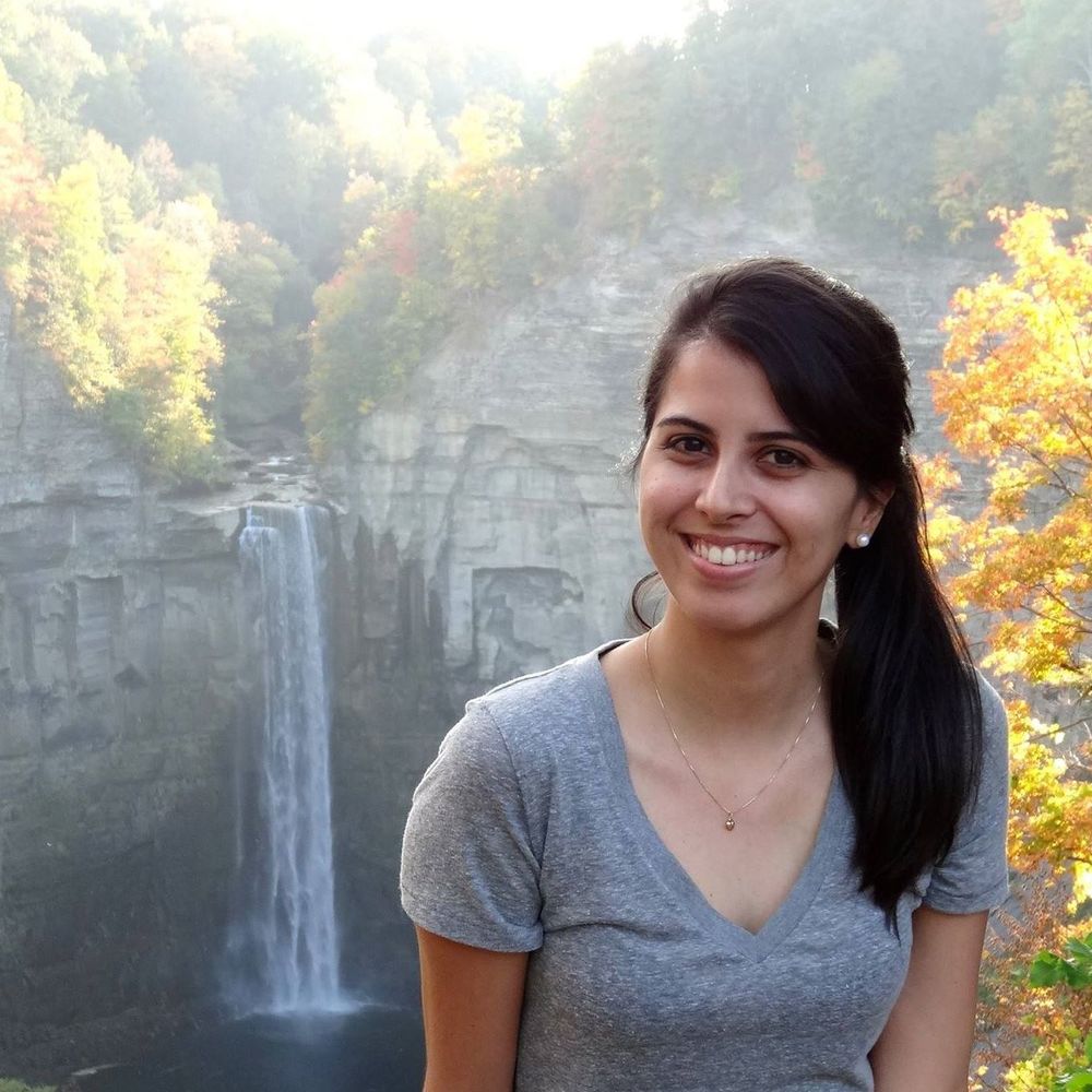 Meet your Posher, Karine